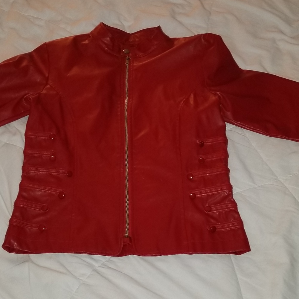Red Jacket - Picture 6 of 8